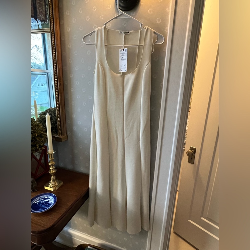 Zara scuba Cream Sleeveless Dress